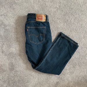 Men’s dark wash Levi’s Jeans